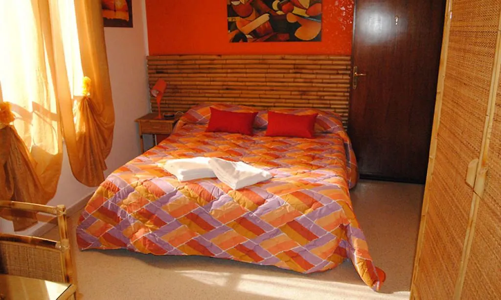 Seven Rooms Palermo 2*,  Italy